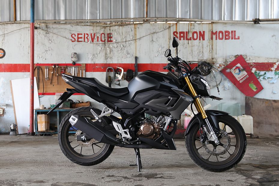 2018 Honda CB150R StreetFire vừa lên kệ có giá 425 triệu đồng  Vatgia Hỏi   Đáp