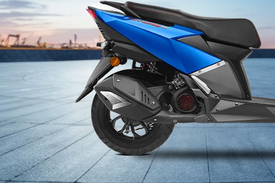 TVS Ntorq 125 ban belakang TVS Ntorq 125 ban belakang