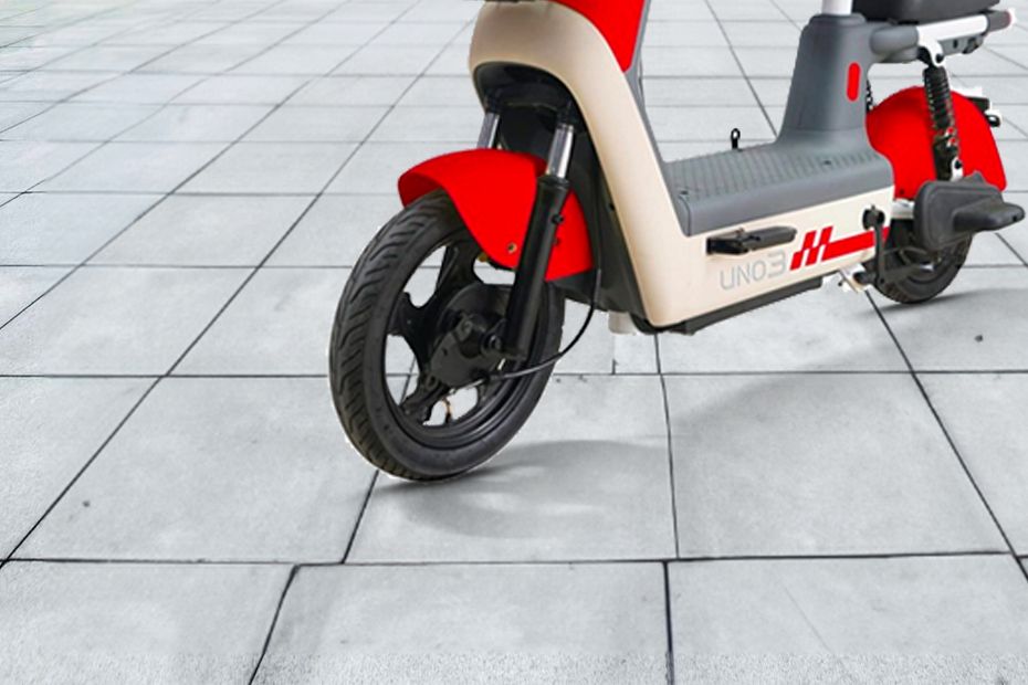 Viar UNO3 Ban depan Viar UNO3 Ban depan