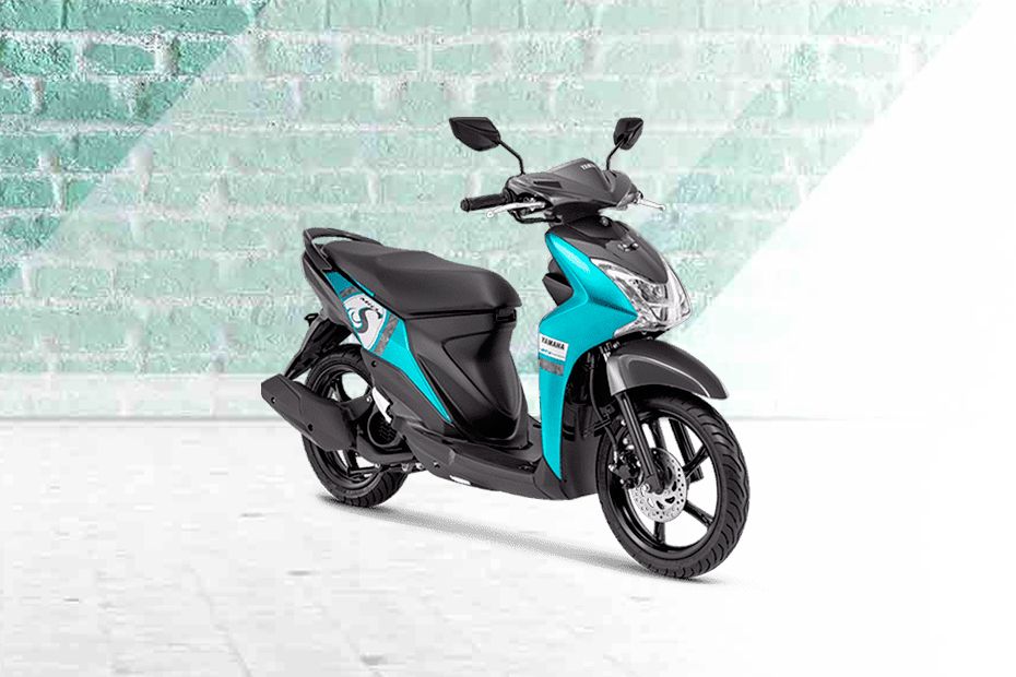 Tampak belakang serong Yamaha Mio S Tampak belakang serong Yamaha Mio S