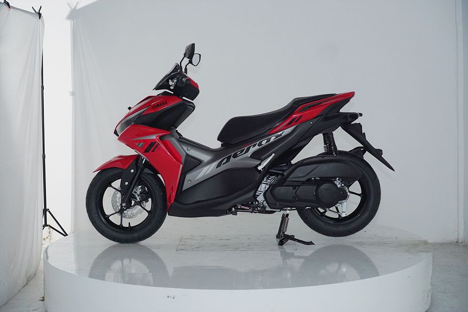 Samping Kiri Yamaha Aerox 155VVA Samping Kiri Yamaha Aerox 155VVA
