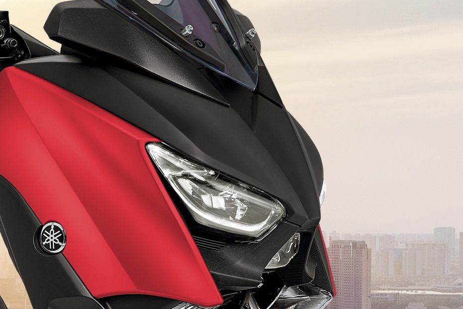 Lampu depan Yamaha XMax Lampu depan Yamaha XMax