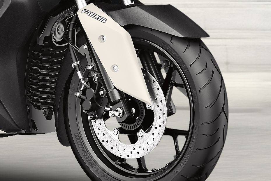 Rem depan Yamaha X-Max 2018 Rem depan Yamaha X-Max 2018