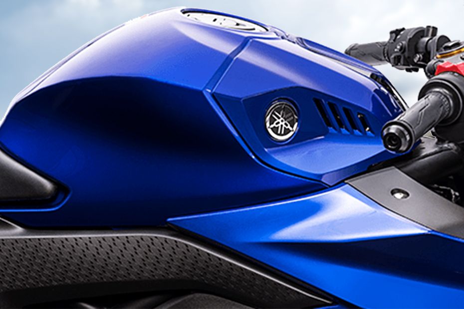 Yamaha YZF R25 Fuel Tank View Yamaha YZF R25 Fuel Tank View
