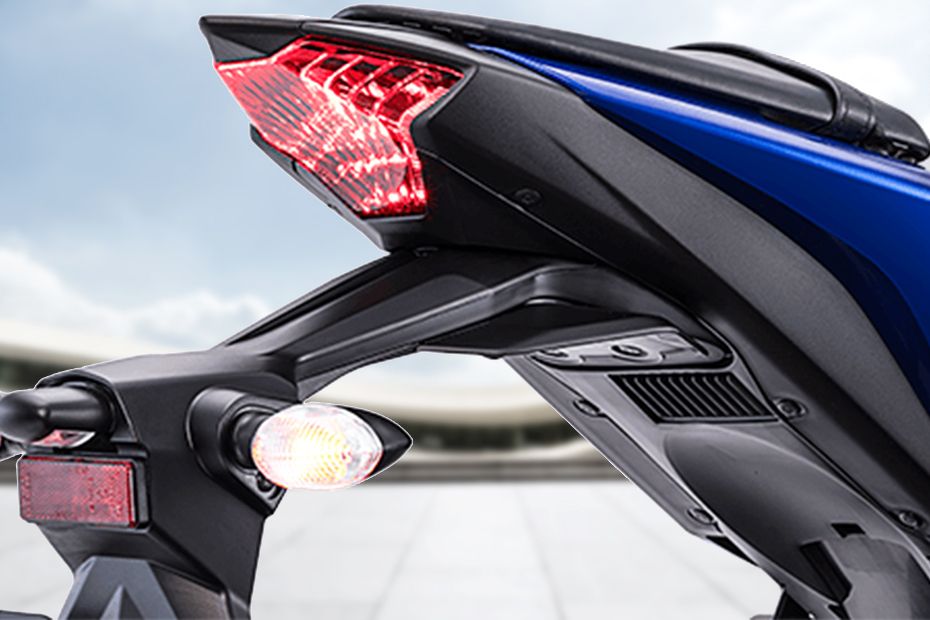 Yamaha YZF R25 Tail Light View Yamaha YZF R25 Tail Light View