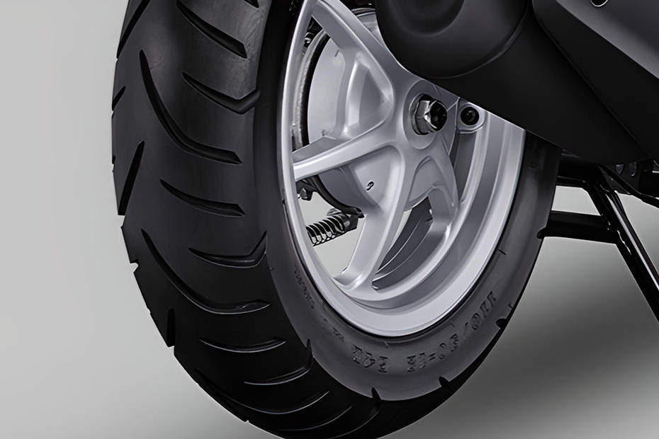 Yamaha FreeGo Rear Tyre Yamaha FreeGo Rear Tyre