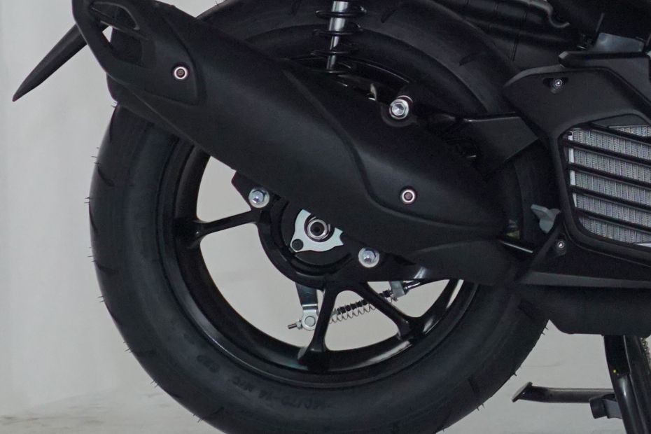 Yamaha Aerox Connected Rear Tyre Yamaha Aerox Connected Rear Tyre