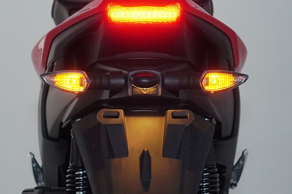 Lampu sein samping belakang Yamaha Aerox Connected Lampu sein samping belakang Yamaha Aerox Connected