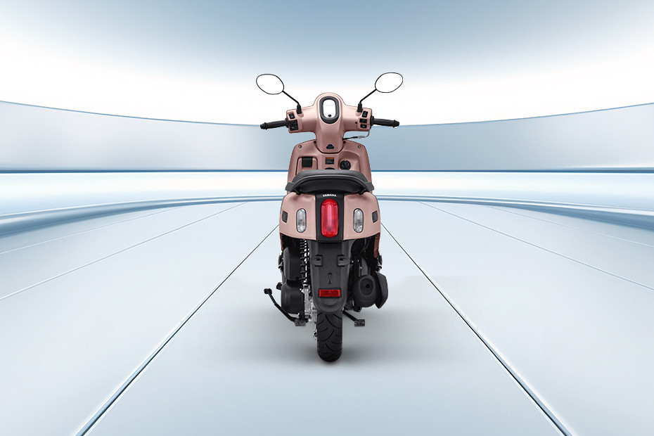 Tampak belakang Yamaha Fazzio Tampak belakang Yamaha Fazzio