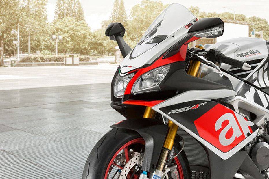 Aprilia rsv4 2012 белая