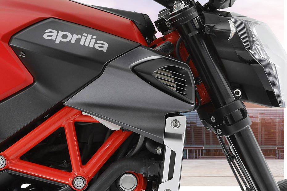 Harga aprilia store shiver 900