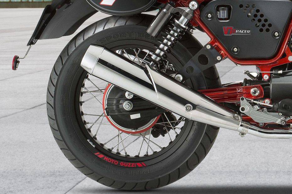 Moto Guzzi V7 II Racer Rear Tyre Moto Guzzi V7 II Racer Rear Tyre