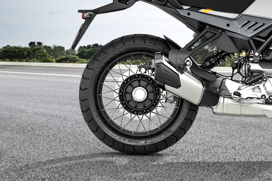 ban belakang Moto Guzzi Stelvio ban belakang Moto Guzzi Stelvio