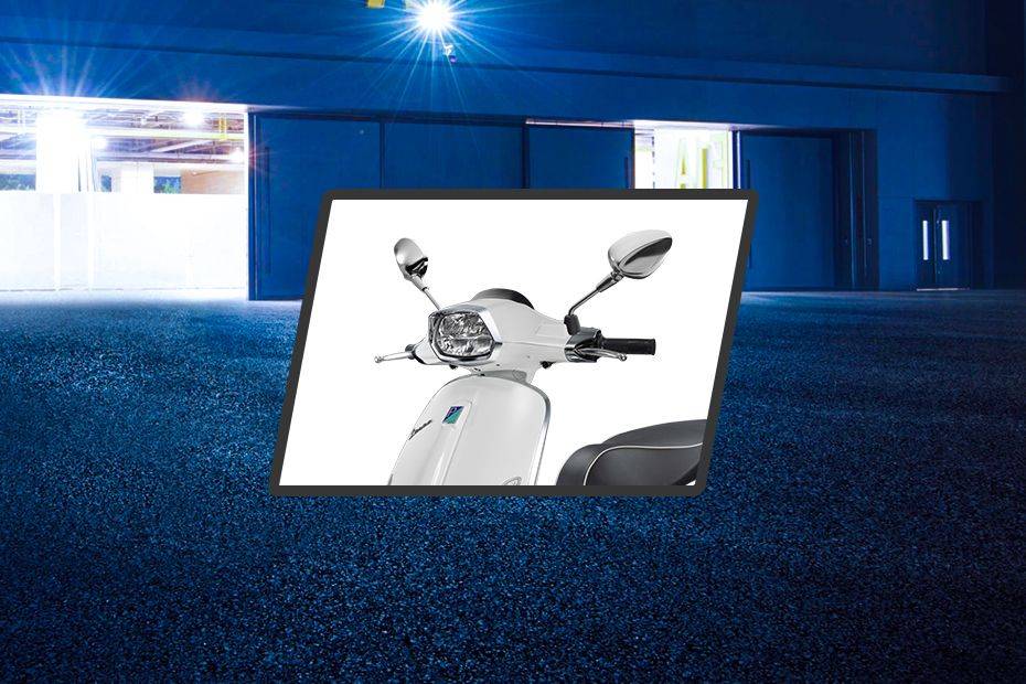 Vespa Sprint Head Light View Vespa Sprint Head Light View