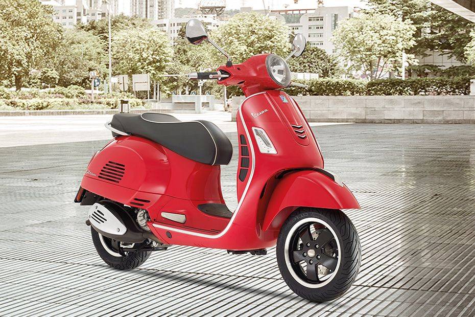 Gambar Vespa GTS 150 2021 - Lihat desain | OTO