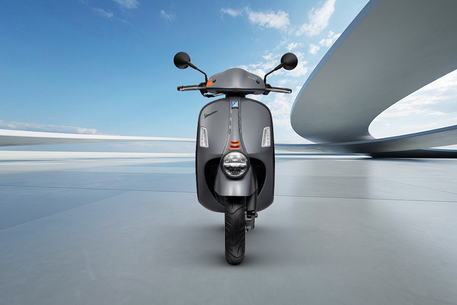 Tampak depan Vespa GTV