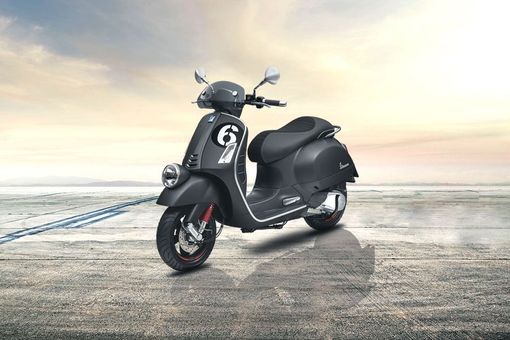 Vespa 500 Cc Scooter Vespa Gts NovitÃ Vespa 2021 Nuova Vespa Gts