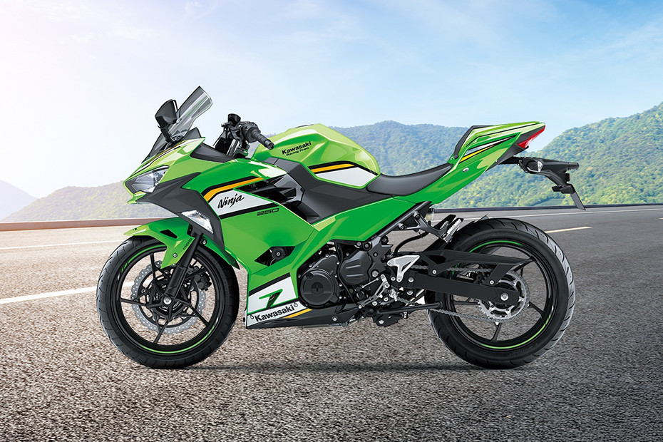 Samping Kiri Kawasaki Ninja 250