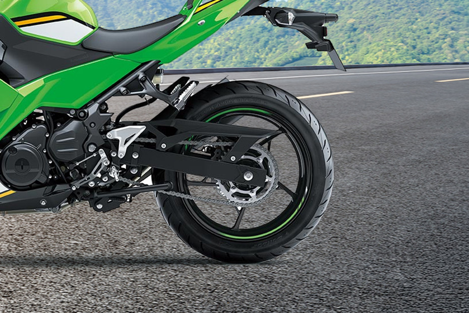 ban belakang Kawasaki Ninja 250