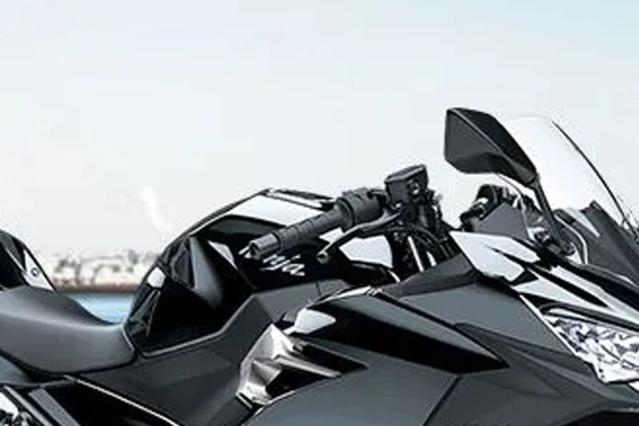 Tangki BBM Kawasaki Ninja 250 2018 Tangki BBM Kawasaki Ninja 250 2018
