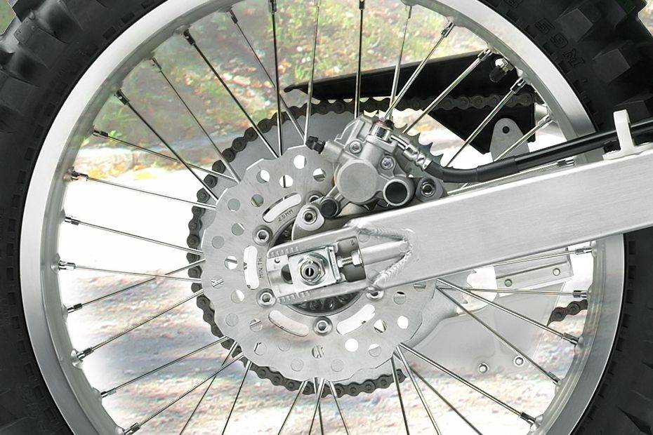 Rem belakang Kawasaki KLX 140R Rem belakang Kawasaki KLX 140R