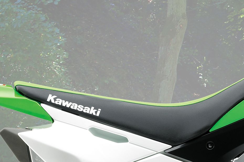 thumbnail image 2 of Enjoy Mfg Kawasaki KLX 140 Seat Cover – 2008-2018 – Black Sides / White Top / Black Ribs (#176 Style) 2 of 5