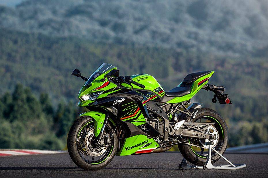 Kawasaki Ninja ZX-4RR Samping Kiri