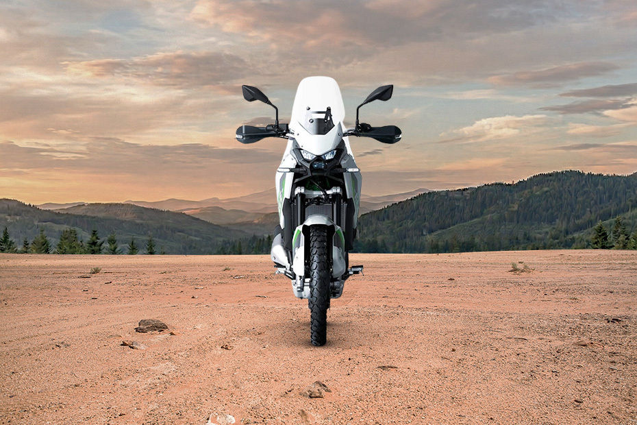 Kawasaki KLE500 Front View Full Image