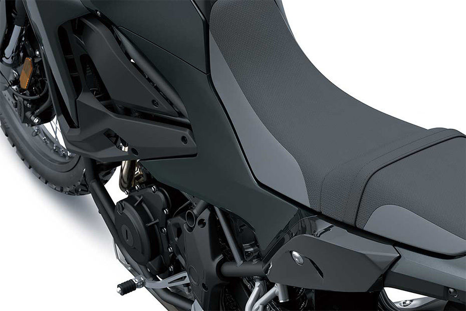 Kawasaki KLE500 Rider Seat View