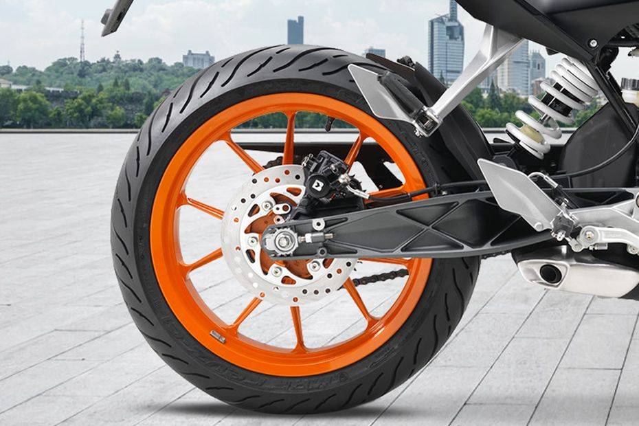 pirelli tyres for duke 200