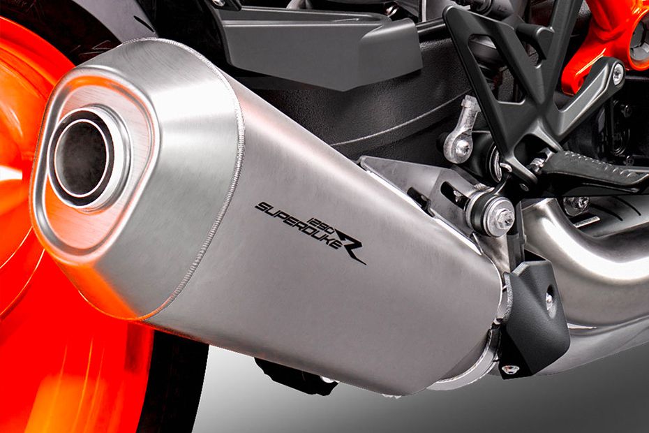KTM 1290 Superduke Exhaust View KTM 1290 Superduke Exhaust View