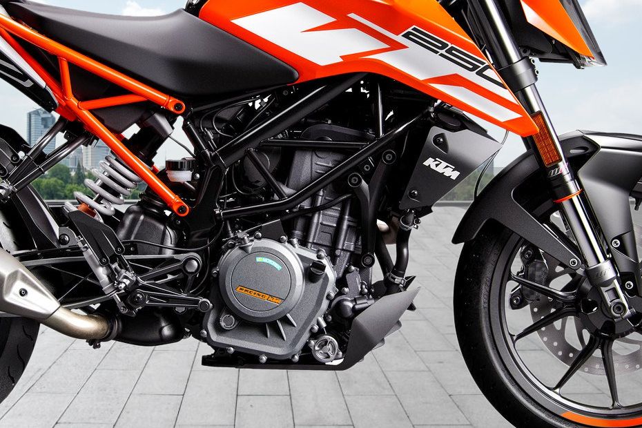 Mesin KTM Duke 250 Mesin KTM Duke 250