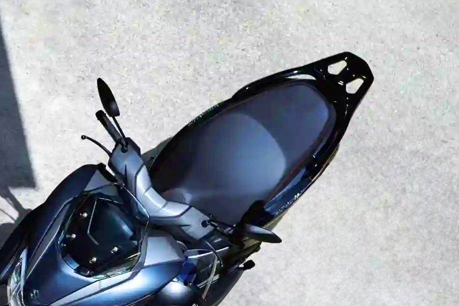 Suzuki Burgman Street 125 EX Rider Seat View