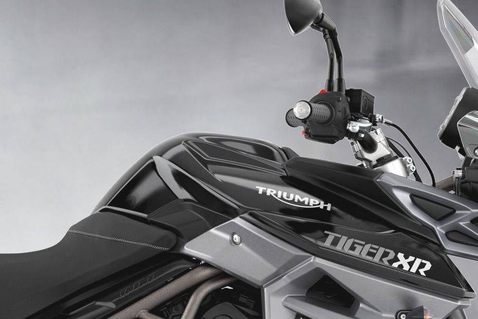 triumph tiger 1200 fuel capacity