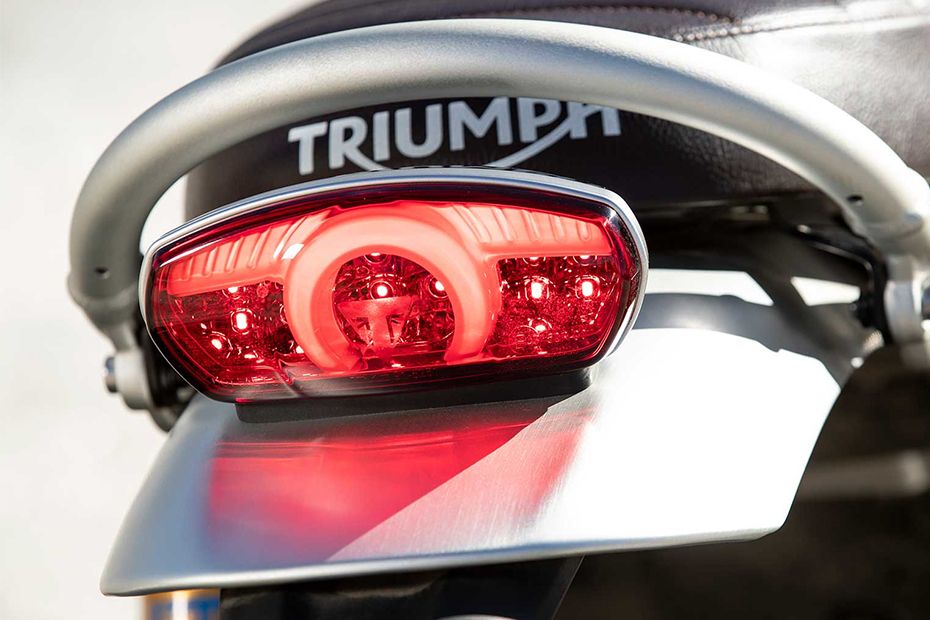 Triumph Scrambler 1200 Lampu belakang