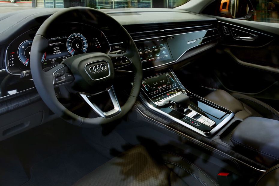 Audi Q8 Front Seats