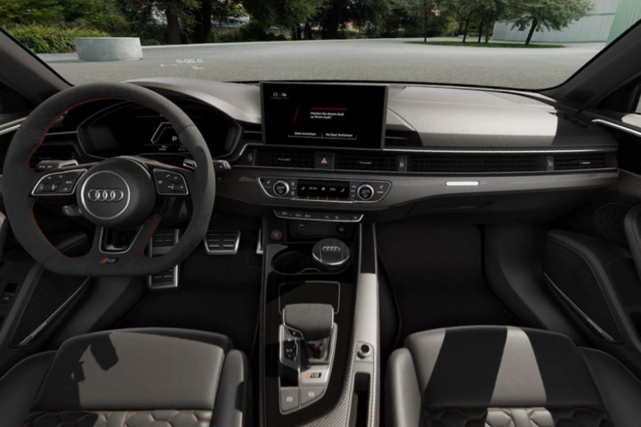 Audi RS 4 Avant Dashboard View