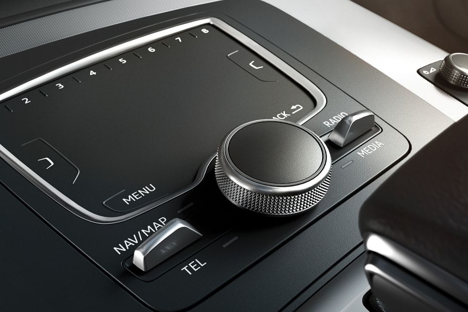 Center Controls of Audi Q5 Center Controls of Audi Q5