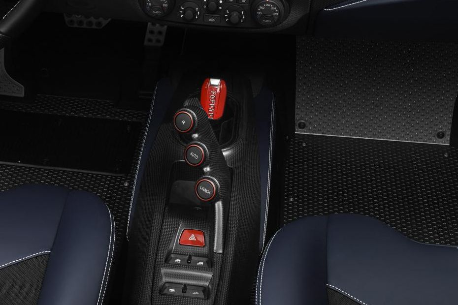 Tuas transmisi 488 Pista Spider