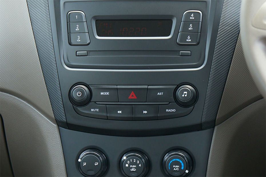 Front AC Controls of Wuling Formo S