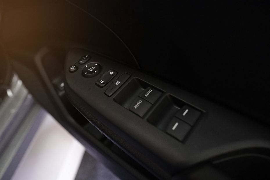 Honda Civic Drivers Side In Side Door Controls Honda Civic Drivers Side In Side Door Controls