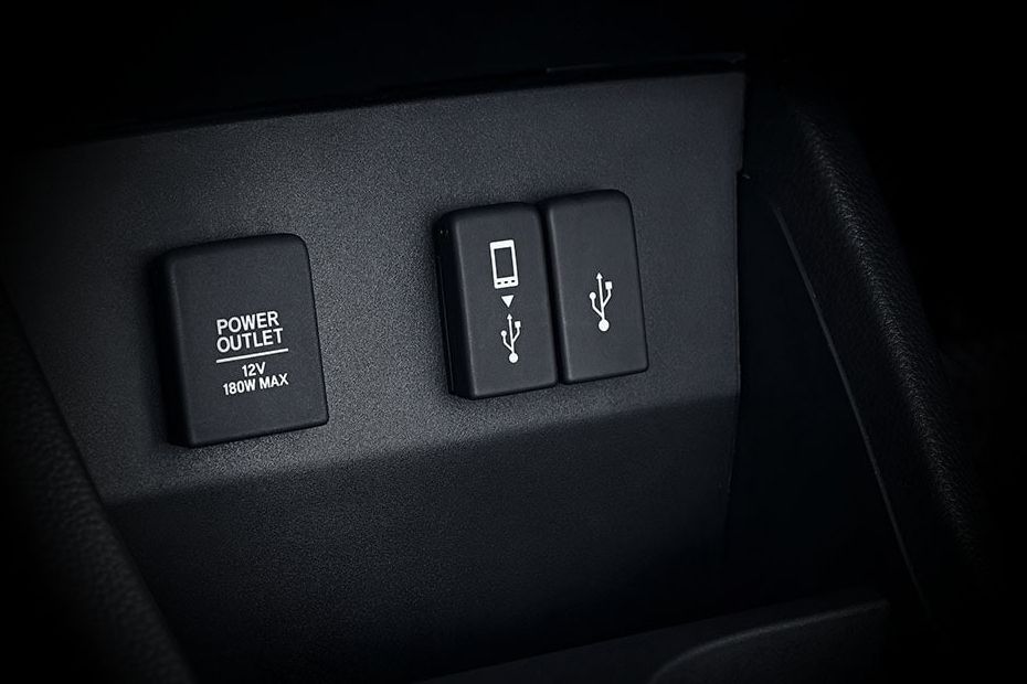 Honda WR-V Power Accessories Outlet View
