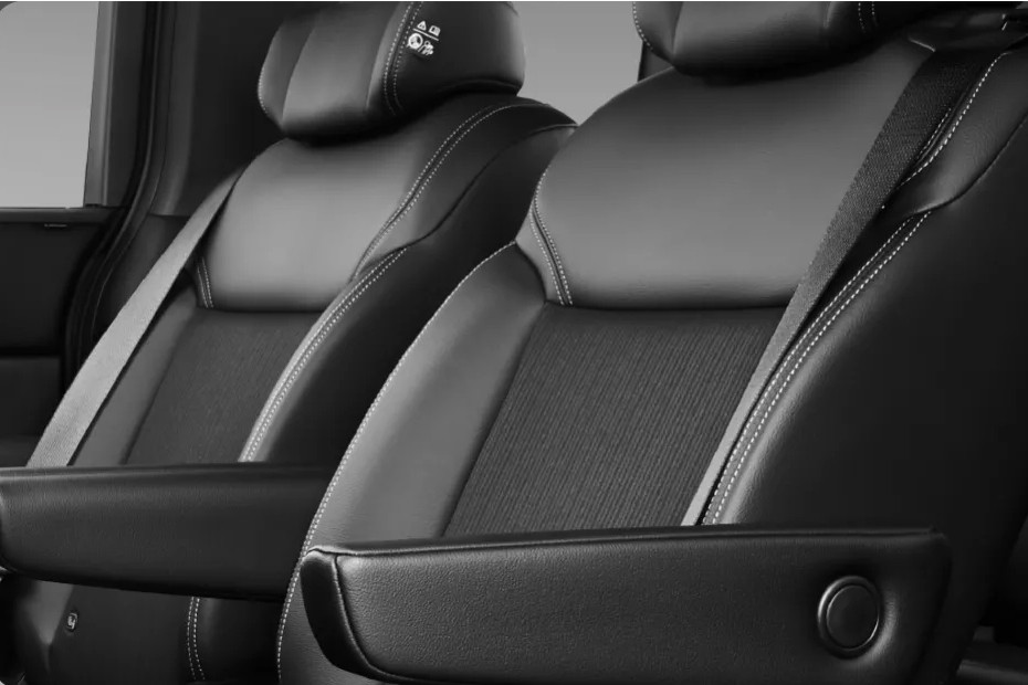 Honda StepWGN e:HEV Kursi belakang Honda StepWGN e:HEV Kursi belakang