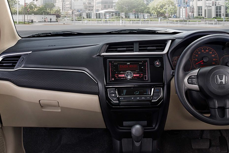 konsol tengah Brio (2016-2018)