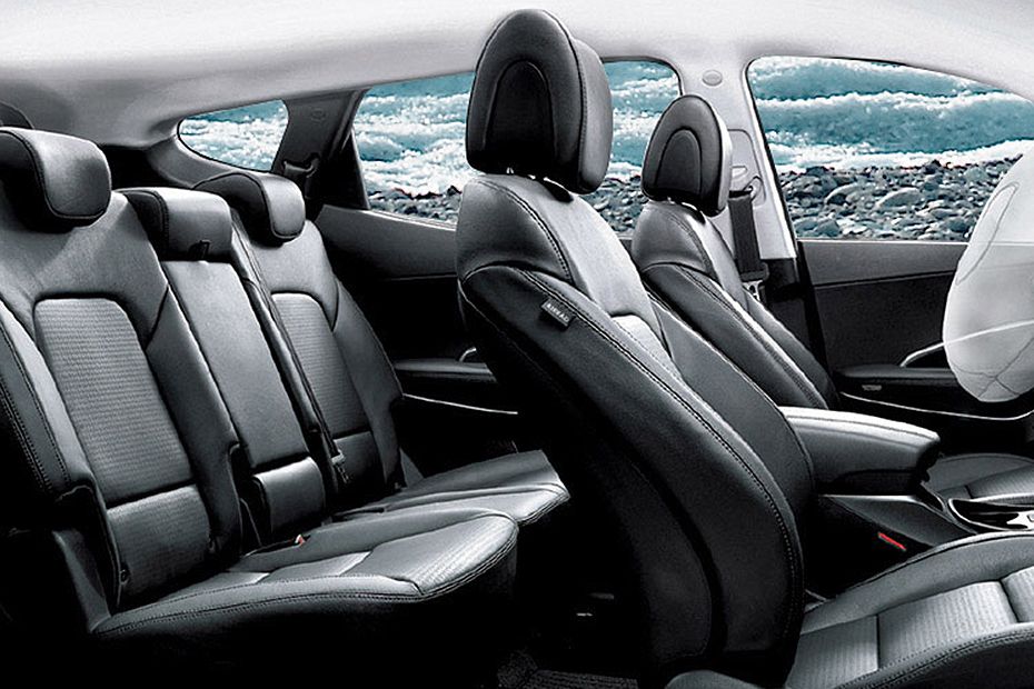 Hyundai Santa Fe (2016-2018) Rear Seats Hyundai Santa Fe (2016-2018) Rear Seats