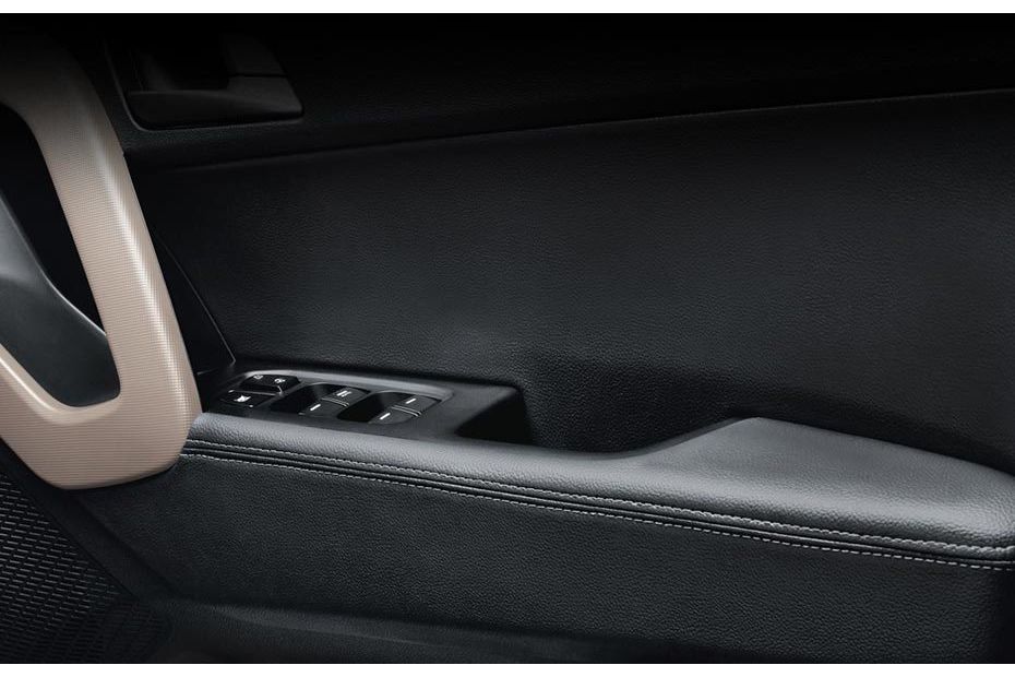 Pengendali di pintu sisi pengemudi Creta (2015-2020) Pengendali di pintu sisi pengemudi Creta (2015-2020)