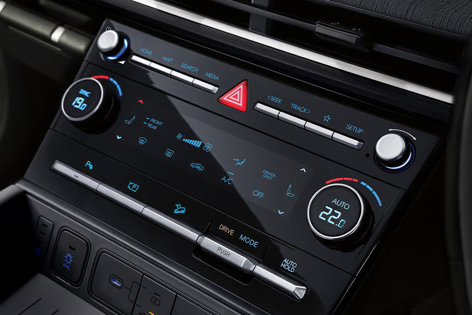 Front AC Controls of Hyundai Santa Fe