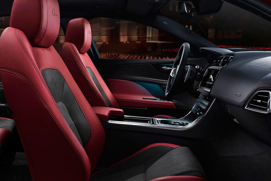 Jaguar XE  Passenger Seat
