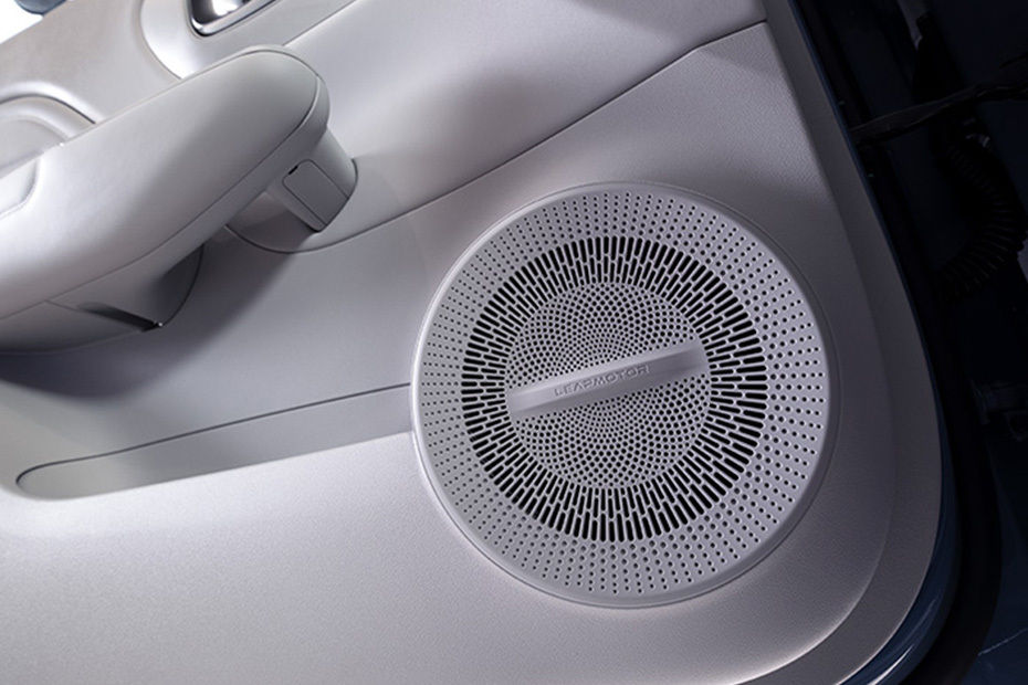 Speakers View of Leapmotor B10 Speakers View of Leapmotor B10