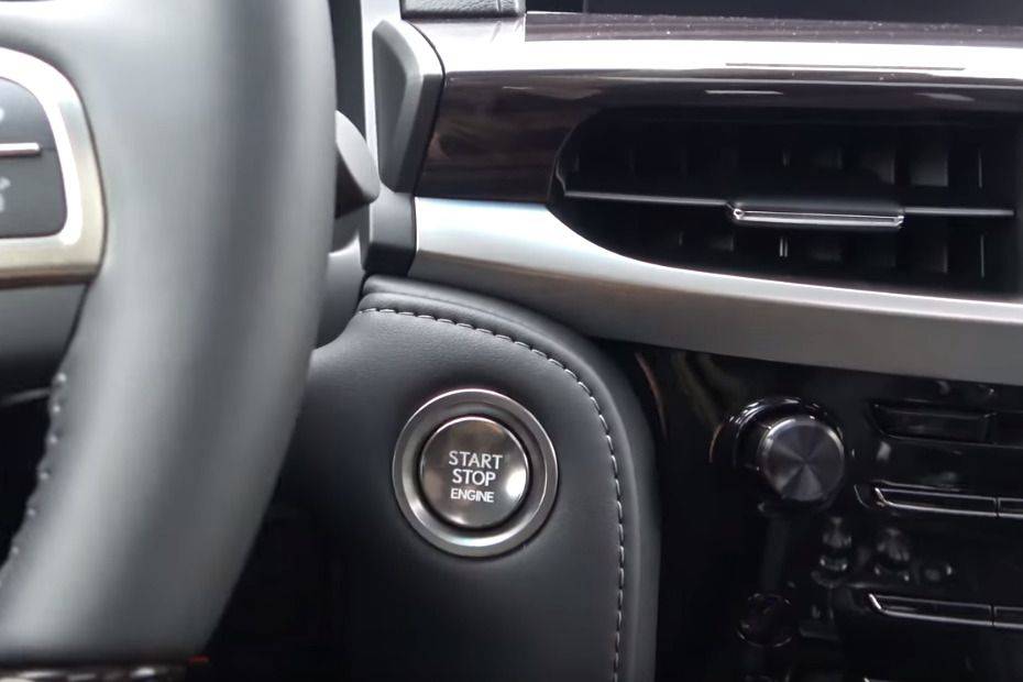 Tombol start-stop mesin Lexus Fronte Tombol start-stop mesin Lexus Fronte